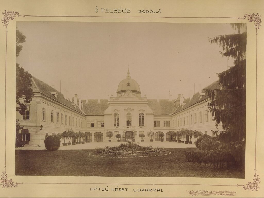 Palacio Real de Gödöllő a finales del siglo XIX