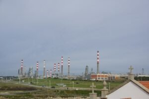 Instalaciones industriales vinculadas al suministro de energía y gas.
