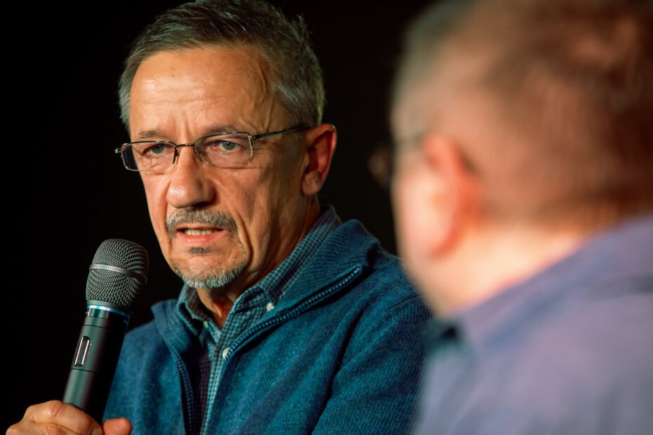 János M. Rainer durante el programa “Innen? Hová?”.